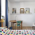 Quartier De La Madeleine Bed & Breakfast 3*