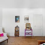 Quartier De La Madeleine Bed & Breakfast 3*